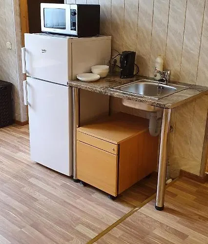 Maenniku Jk Хостел Таллин