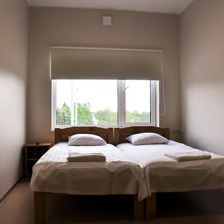 Maenniku Jk Vandrarhem Tallinn