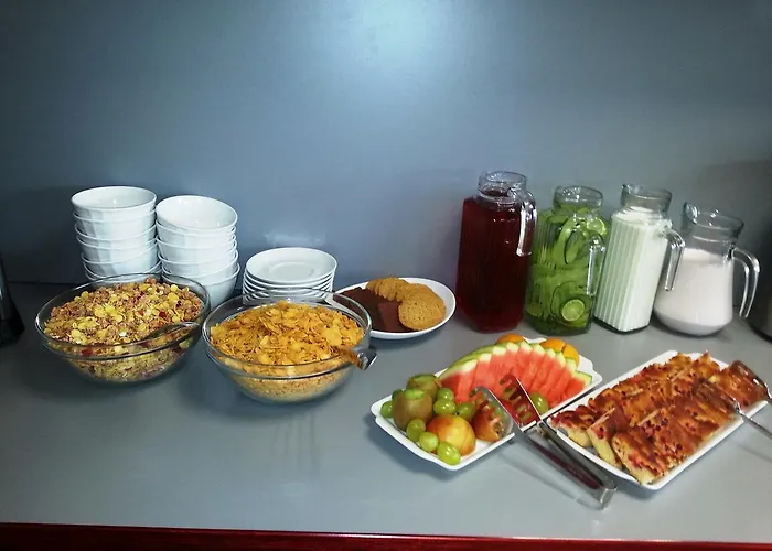 Maenniku Jk Vandrarhem *